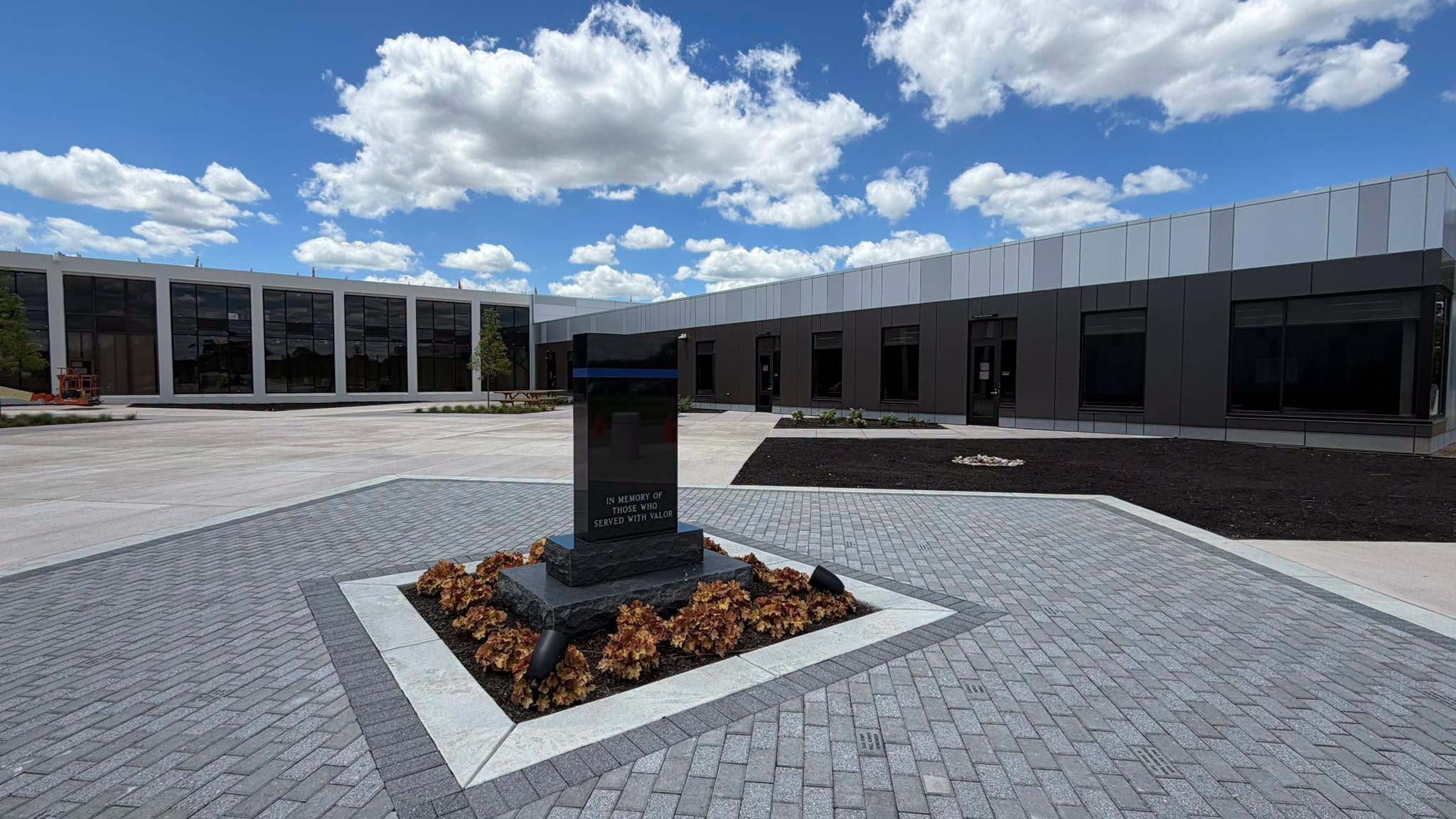 ILEA court yard.jpg